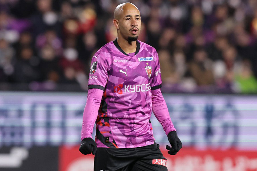 福岡戦で美しいパスを披露した京都FWマルコ・トゥーリオ【写真:柳瀬心祐】