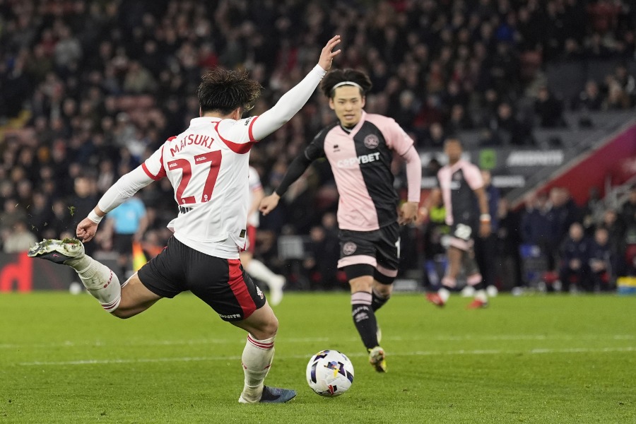 左足でこの日2点目を決めた松木玖生【写真:写真:PA Images/アフロ】