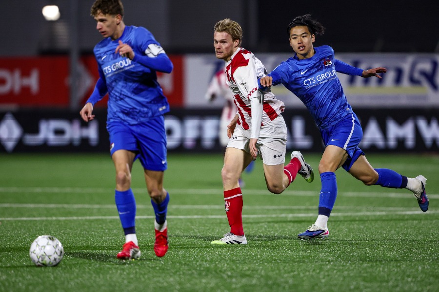 市原吏音がアシストを記録【写真：Pro Shots/アフロ】