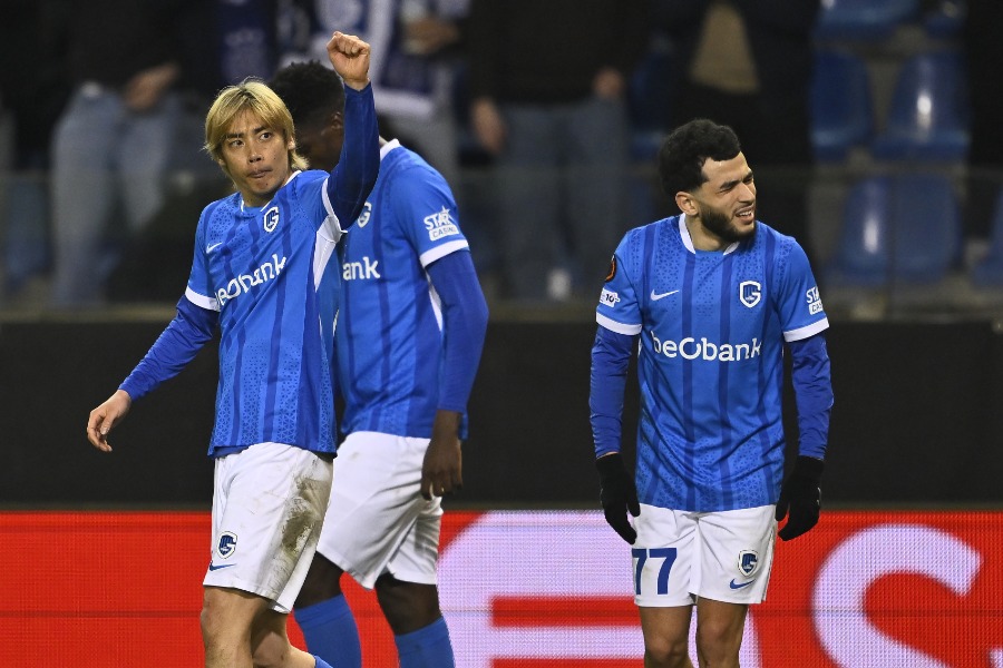 EL16強進出に導いたヘンク・伊東純也【写真：Belga Image/アフロ】