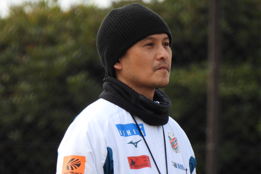 今季から札幌を率いる川井健太監督【写真:FOOTBALL ZONE編集部】