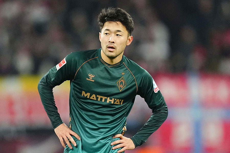 ブレーメンの菅原由勢【写真：REX/アフロ】