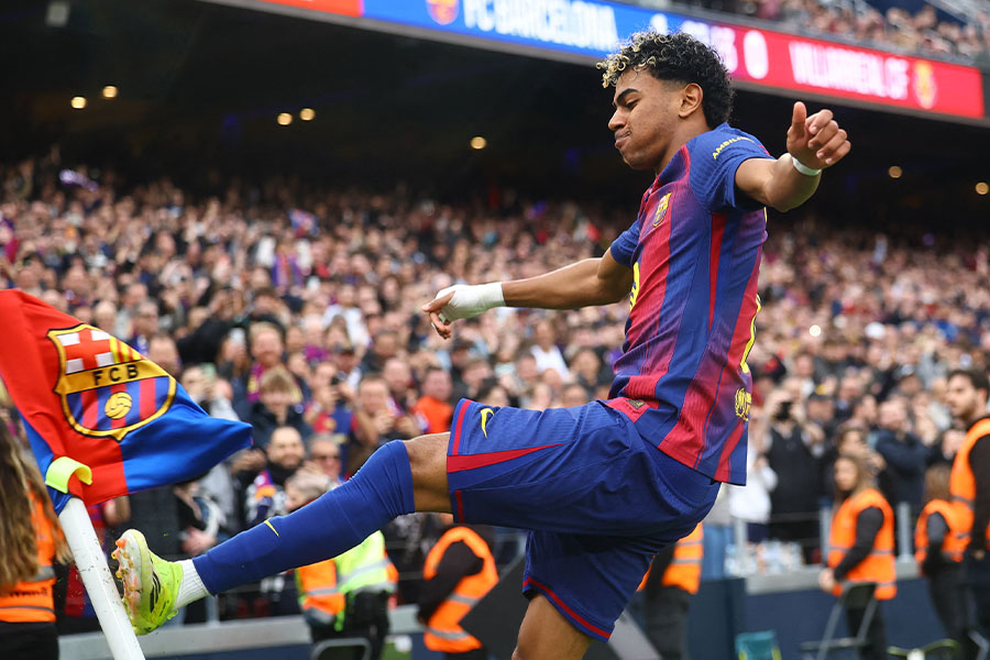 バルセロナで活躍するラミン・ヤマル【写真:ロイター】