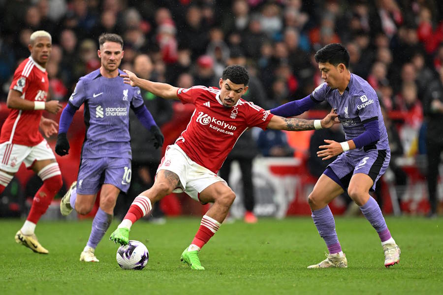 リバプールでプレーする藤航【写真：Getty Images】