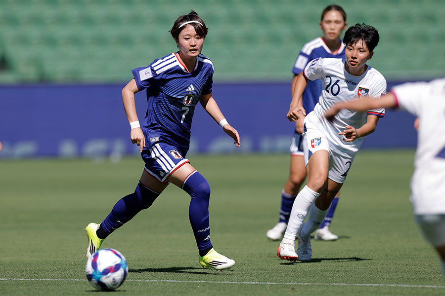 宮澤ひなたがハットトリック【写真：AAP/アフロ】