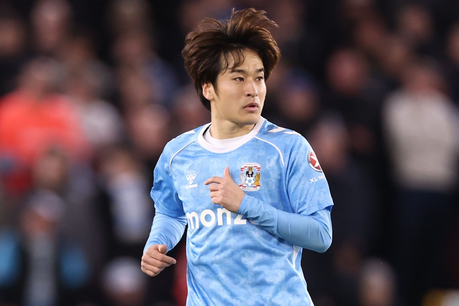 坂元達裕がゴールを決めた【写真：REX/アフロ】