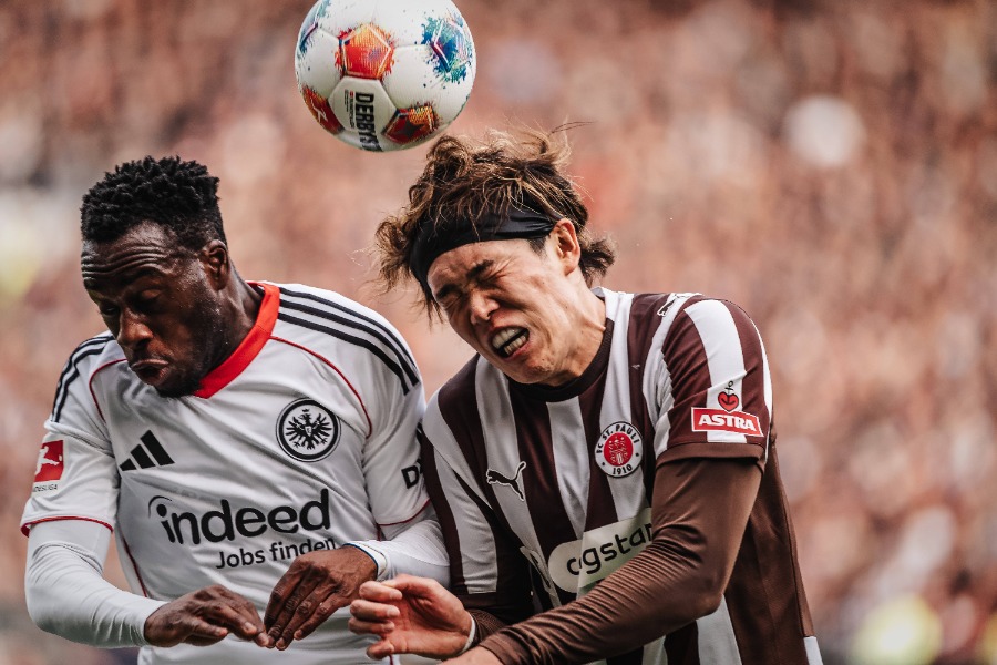 ザンクトパウリの安藤智哉【写真：アフロ】