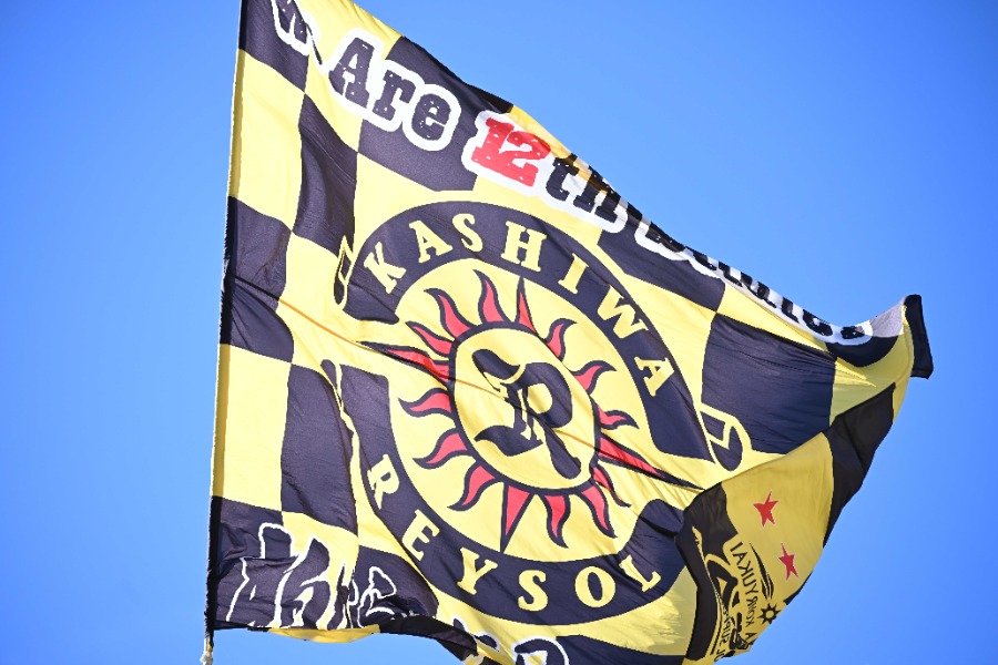 柏レイソルがベイブレードとのコラボを発表【写真：徳原隆元】