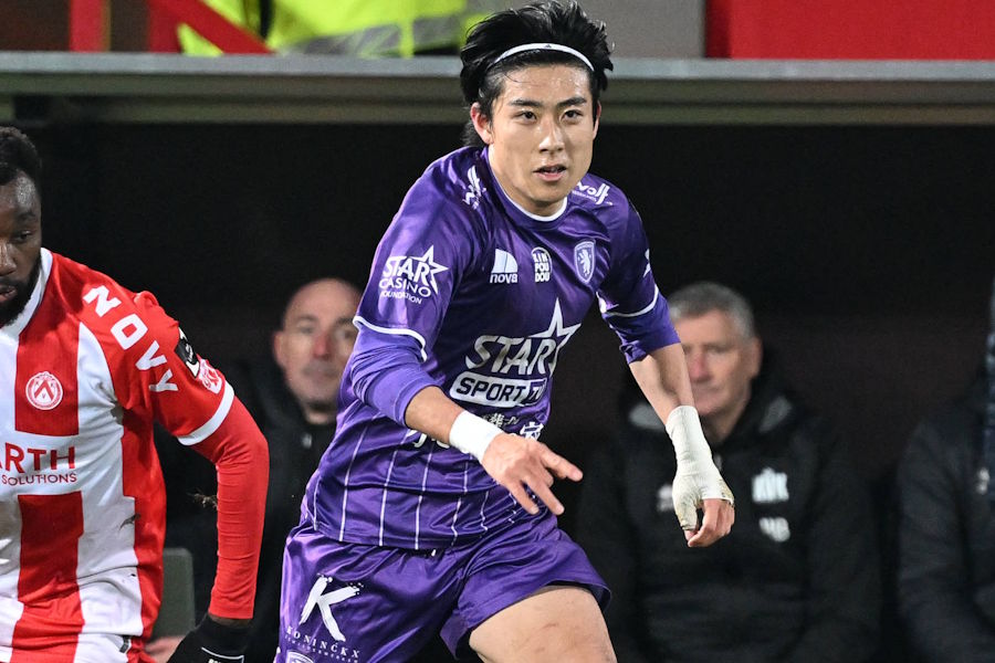 倍井謙が3PKを獲得【写真：アフロ】