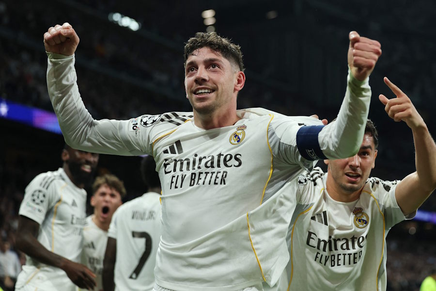 バルベルデがシティ戦でハットトリック【写真：ロイター】