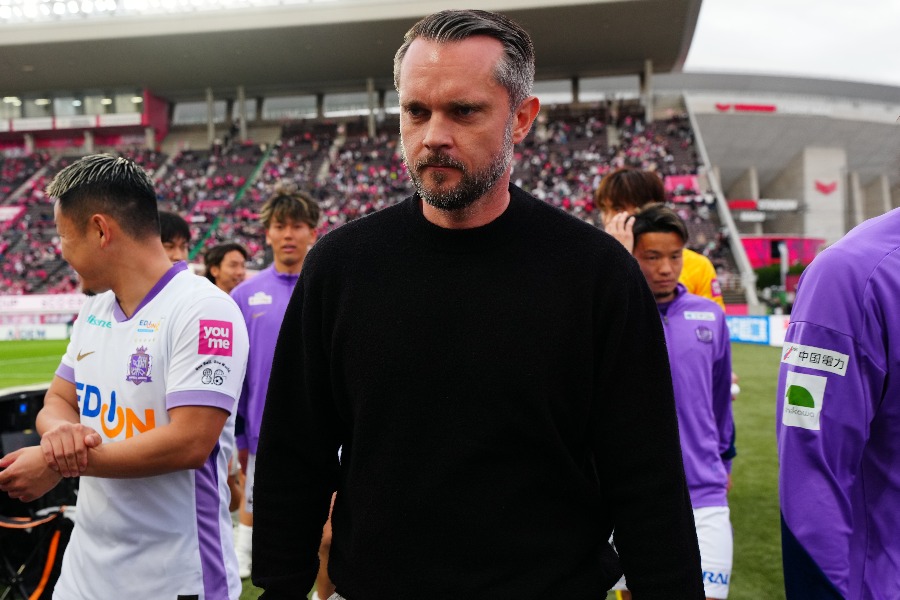 サンフレッチェ広島を率いるバルトシュ・ガウル監督【写真：アフロ】