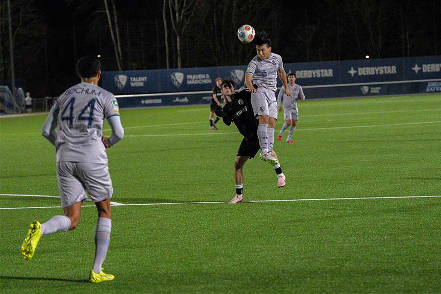 筑波大と磐田U-18から4人がボーフムに練習参加【写真：FUNROOTS】