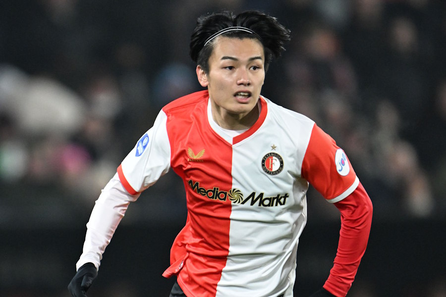 フェイエノールトで活躍する上田綺世【写真：徳原隆元/アフロ】