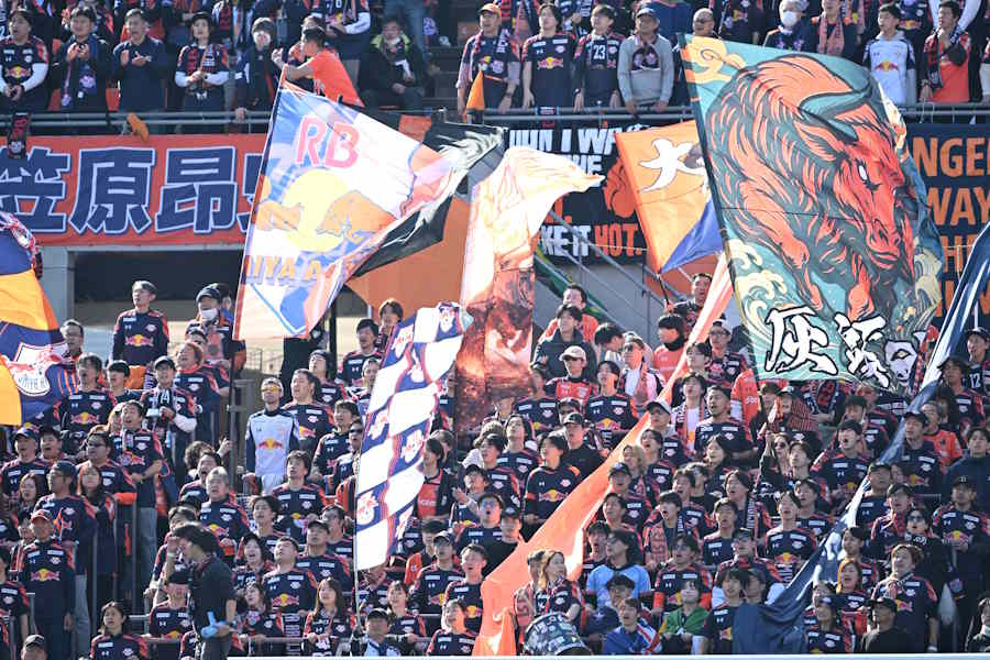 RB大宮記念ユニを発表【写真：徳原隆元】