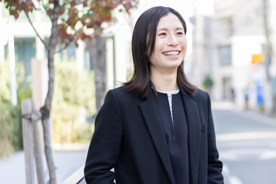 鮫島さんは新たに取り組みたいことを笑顔で明かした【写真：増田美咲】