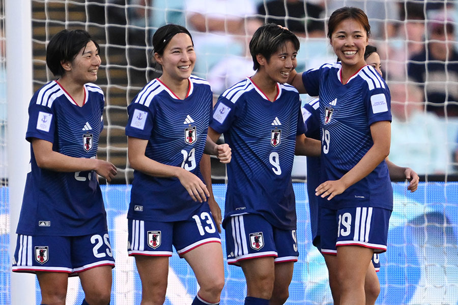 植木理子（9番）が韓国戦で先制ゴール【写真：AAP/アフロ】