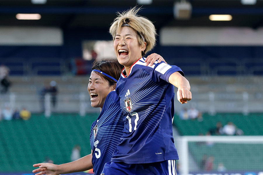 浜野まいかが前半25分にスーパーゴール【写真：AAP/アフロ】