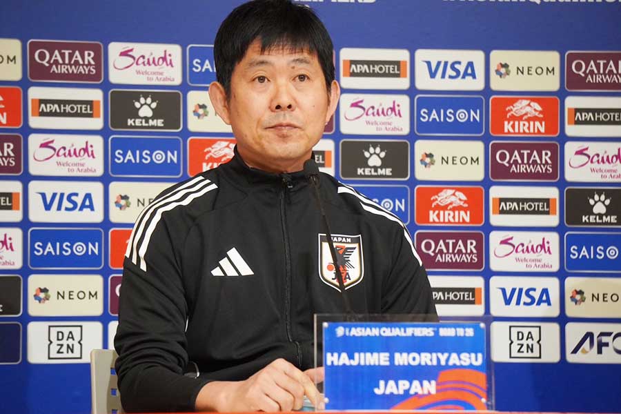 日本代表を率いる森保一監督【写真:FOOTBALL ZONE編集部】