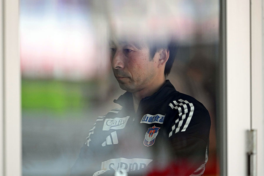 樹森大介監督が新潟と栃木SCでの経験を振り返った【写真：徳原隆元】