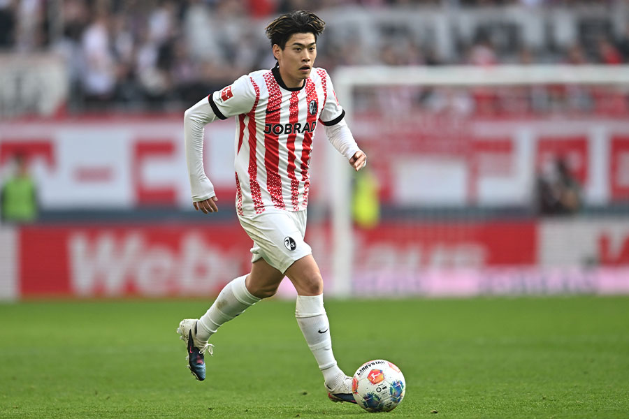 フライブルクで活躍する鈴木唯人【写真:picture alliance/アフロ】