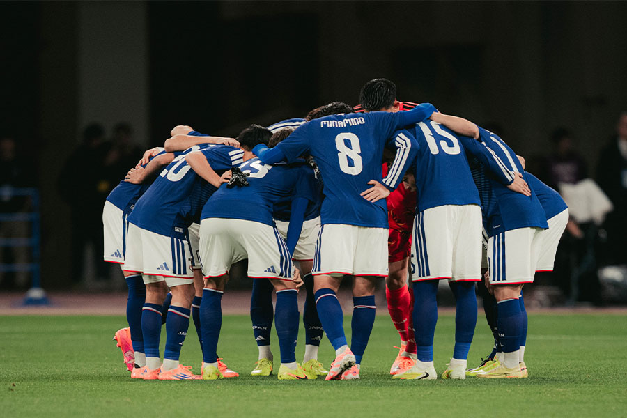 日本代表の新アウェーユニフォームに注目【写真：岩本太成】