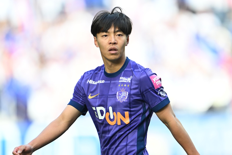 広島の中村草太【写真：徳原隆元】