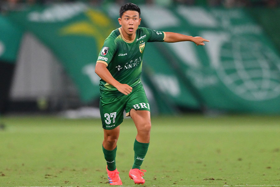 川﨑修平が奈良に完全移籍で加入【写真：アフロ】