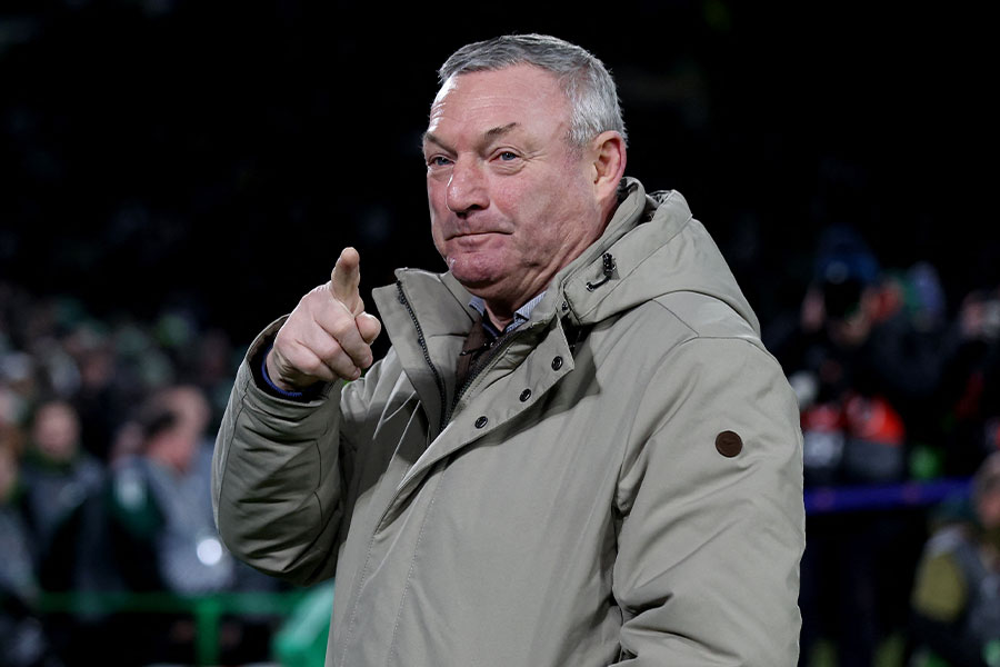 ユトレヒトを率いるロン・ヤンス監督【写真：ロイター/アフロ】