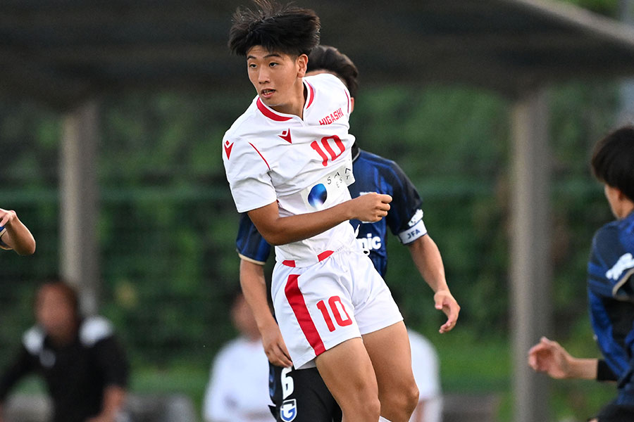 東福岡で10番を背負った齊藤琉稀空【写真：徳原隆元】