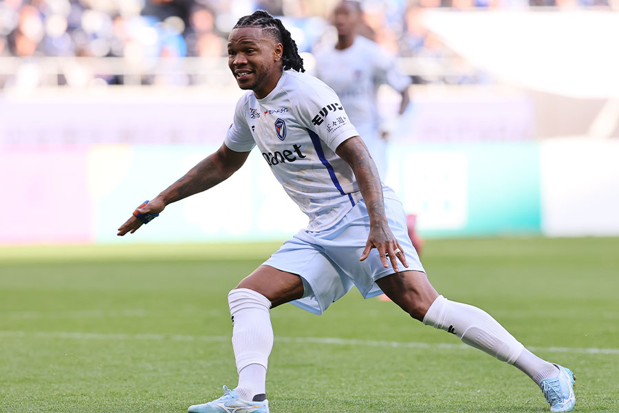 長崎で活躍するマテウス・ジェズス【写真：柳瀬心祐】