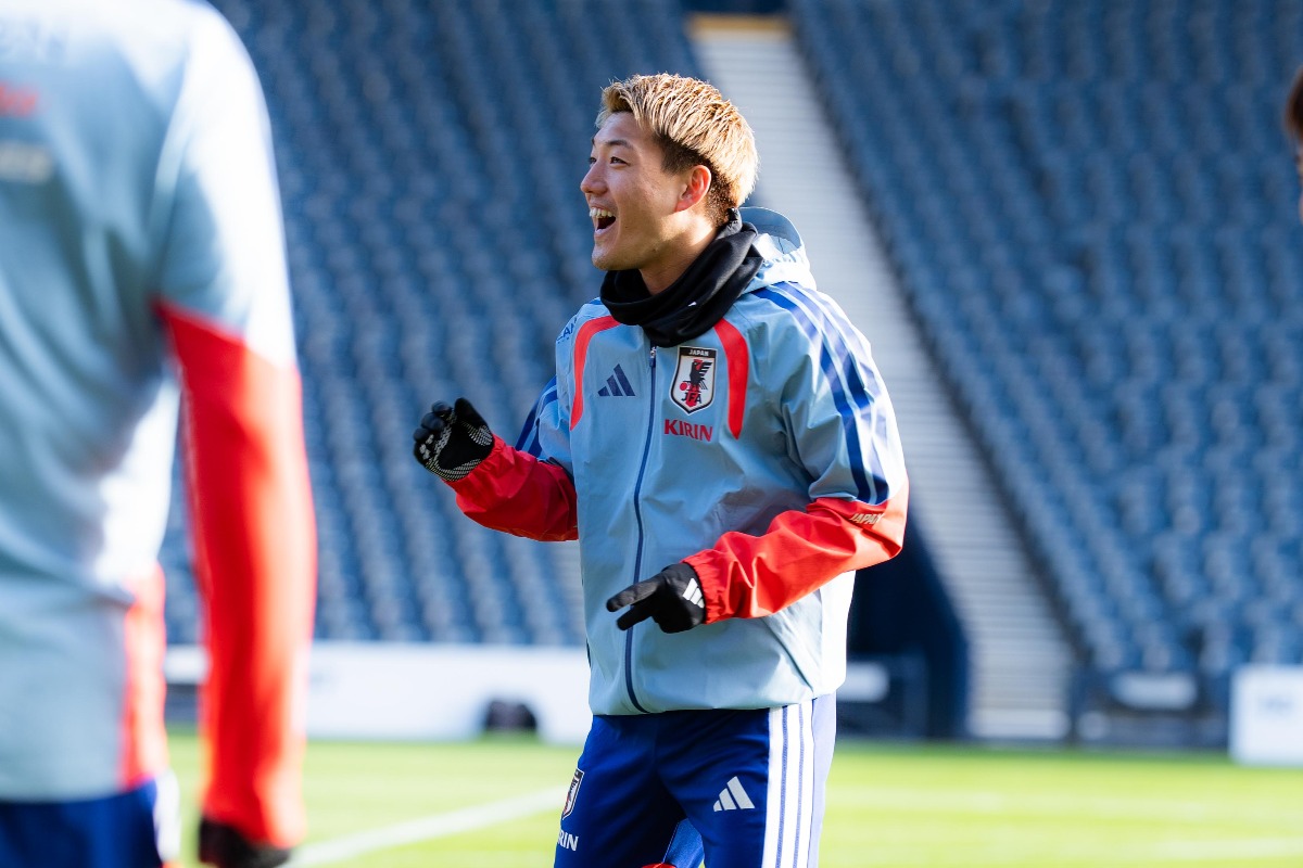 キャプテンを務める堂安律【写真：岩本太成】