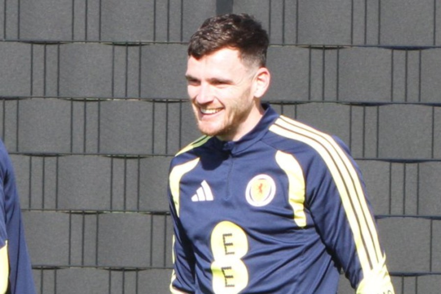 スコットランド代表のアンドリュー・ロバートソン【写真：FOOTBALL ZONE編集部】