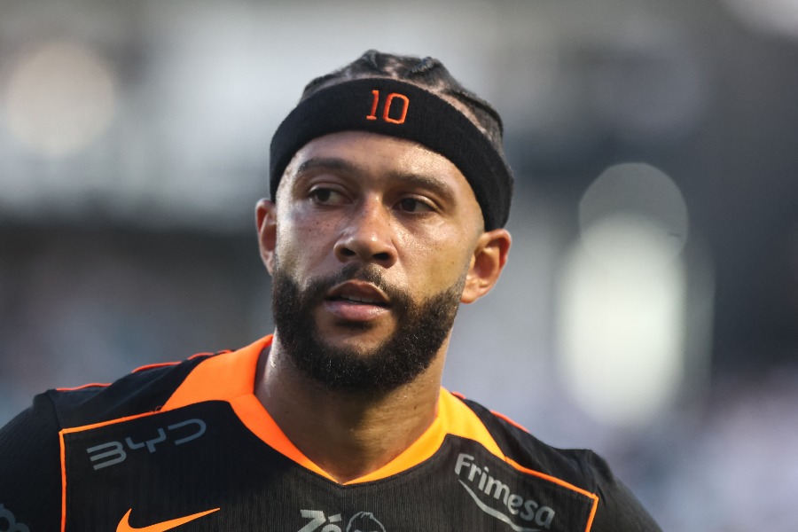 オランダ代表のメンフィス・デパイ【写真：ロイター】