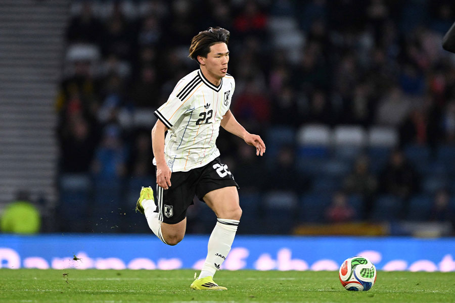 塩貝健人が初出場でアシストを記録した【写真：徳原隆元】