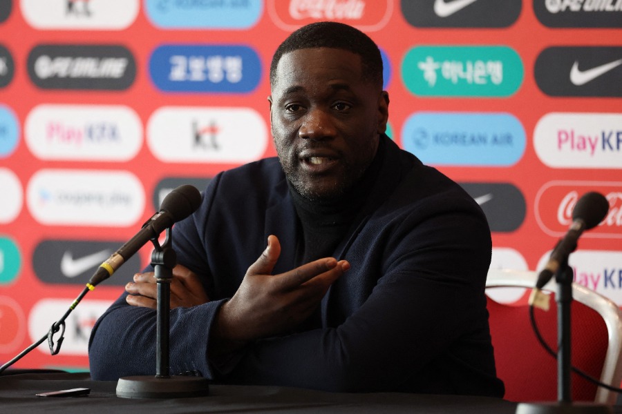 コートジボワール代表を率いるエメルス・ファエ監督【写真：ロイター】