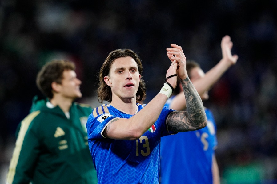 欧州POで北アイルランド代表を破ったイタリア代表【写真：ロイター】