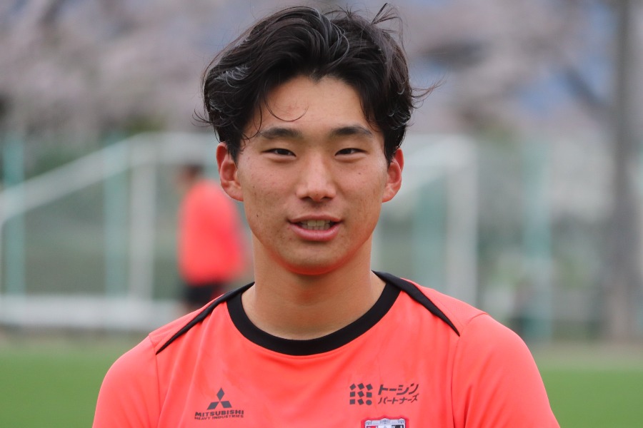 浦和の植木颯【写真：轡田哲朗】