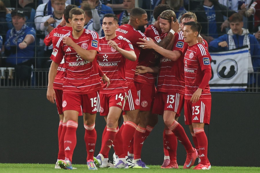 デュッセルドルフが特別ユニフォームを発表【写真：picture alliance/アフロ】