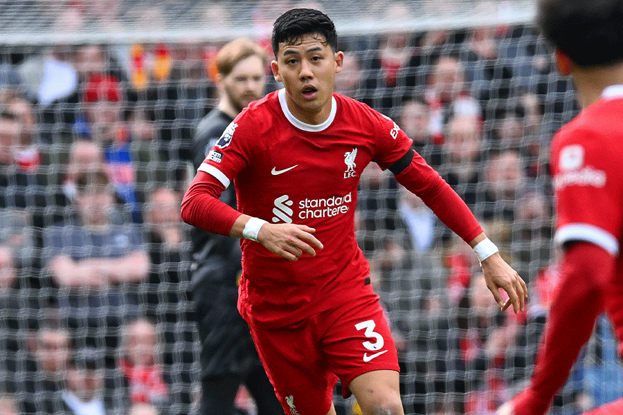 遠藤航は次節のユナイテッド戦で復帰か【写真：Getty Images】