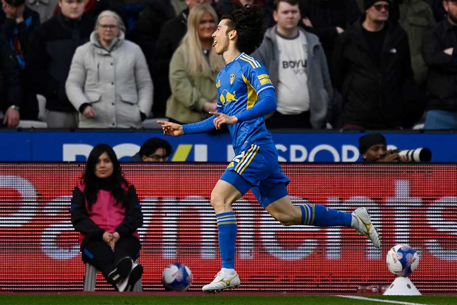 リーズ・ユナイテッドの田中碧【写真：ロイター】