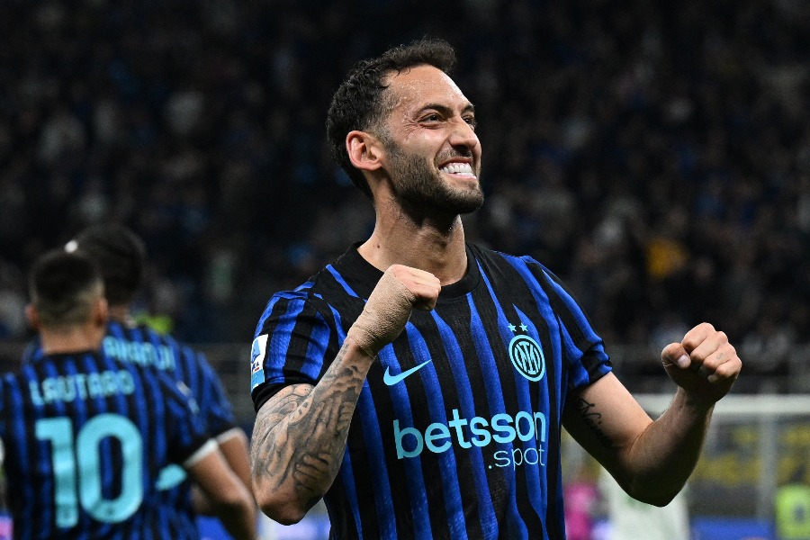 インテルのチャルハノール【写真：ロイター】