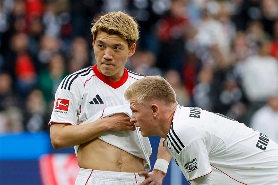 フランクフルトの堂安律【写真：アフロ】