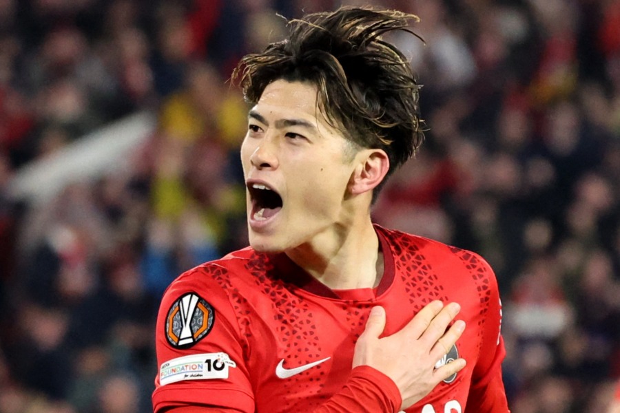 フライブルクの鈴木唯人【写真：ロイター】