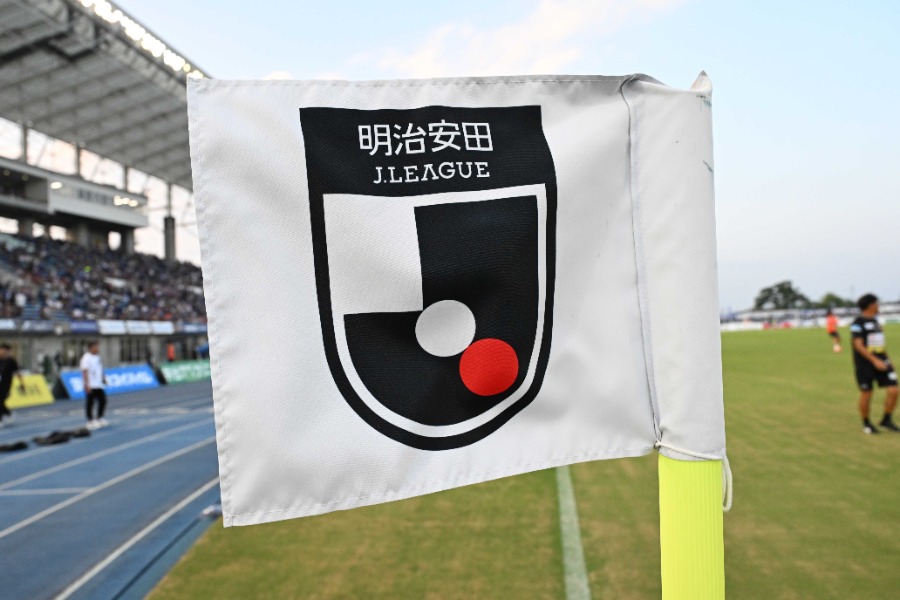 八戸の澤上竜二が決めたゴラッソが話題に【写真：徳原隆元】