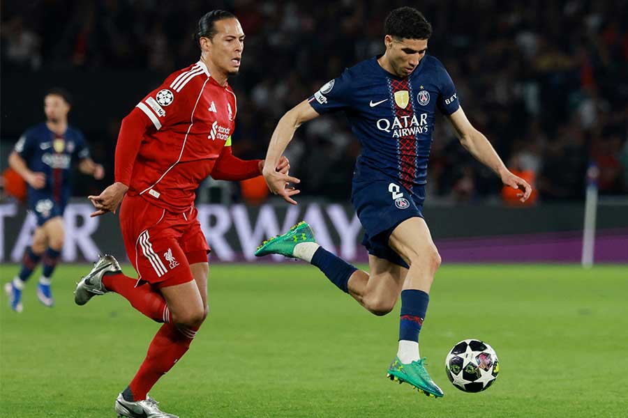 リバプール戦のPSGサポーターが話題【写真:ロイター】