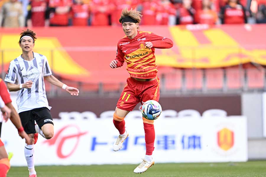 名古屋グランパスの山岸祐也【写真:徳原隆元】