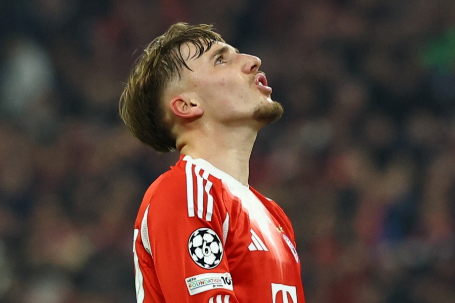 バイエルン・ミュンヘンのレナート・カール【写真:ロイター】