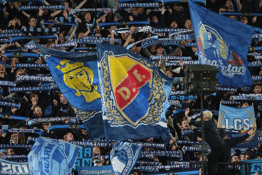 マイナビ仙台レディースFW広澤真穂がユールゴーデン（女子）へ完全移籍【写真：ロイター/アフロ】