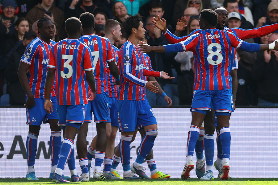 鎌田大地が途中交代から流れを変えた【写真：ロイター】