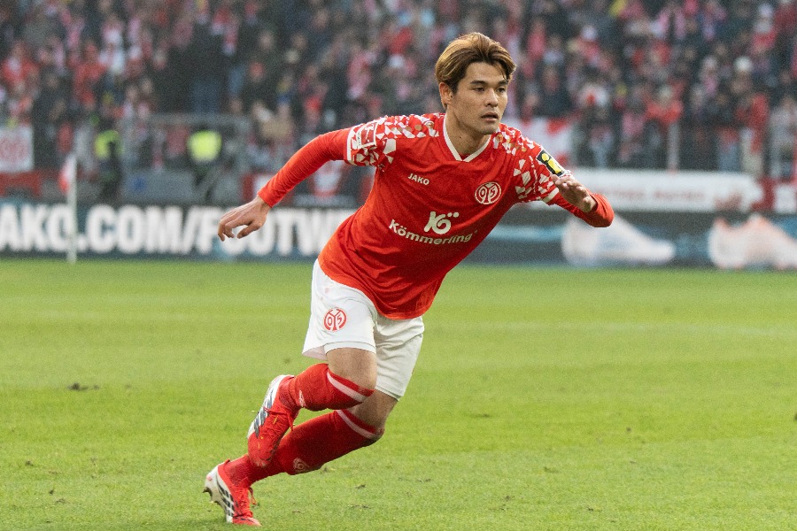 マインツの佐野海舟【写真：菅原敬太】